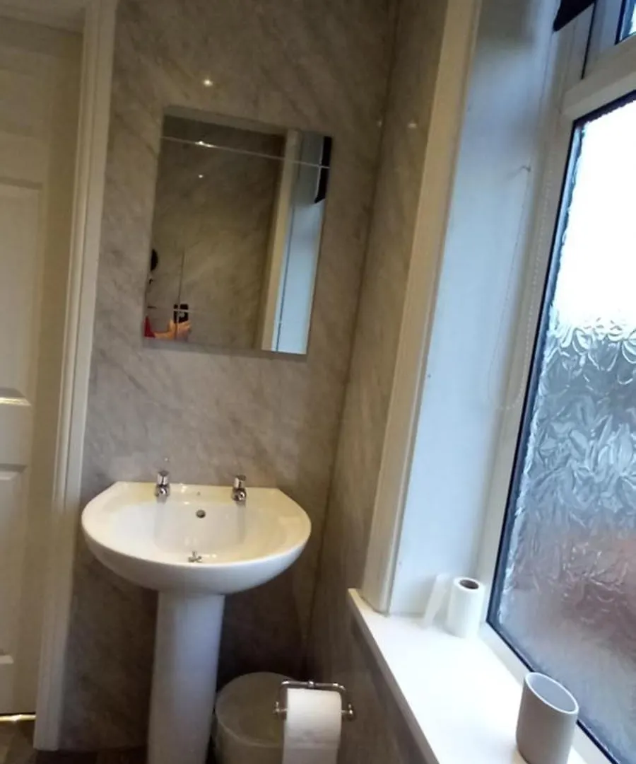 Room From Home, Private Ensuite Spacious Room Sheffield Alloggio in famiglia