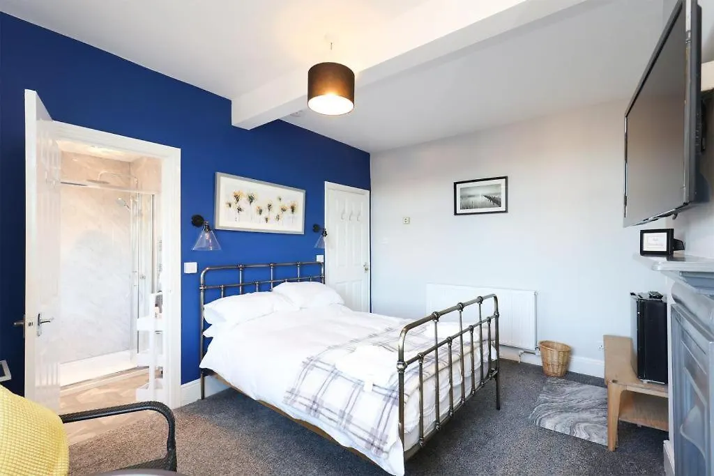 Room From Home, Private Ensuite Spacious Room Sheffield